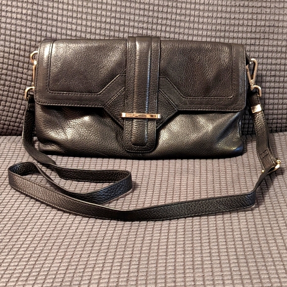 Danier Handbags - Danier Leather Clutch Purse